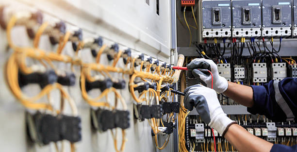 Professional Electrician technician working in Sunset Hills, MO